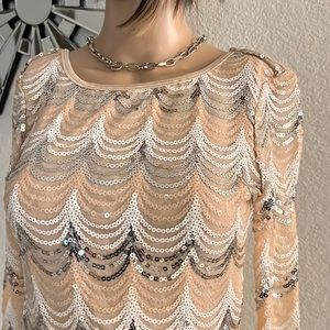 (Great Doll) ladies, shiny stretch dress  size M never worn